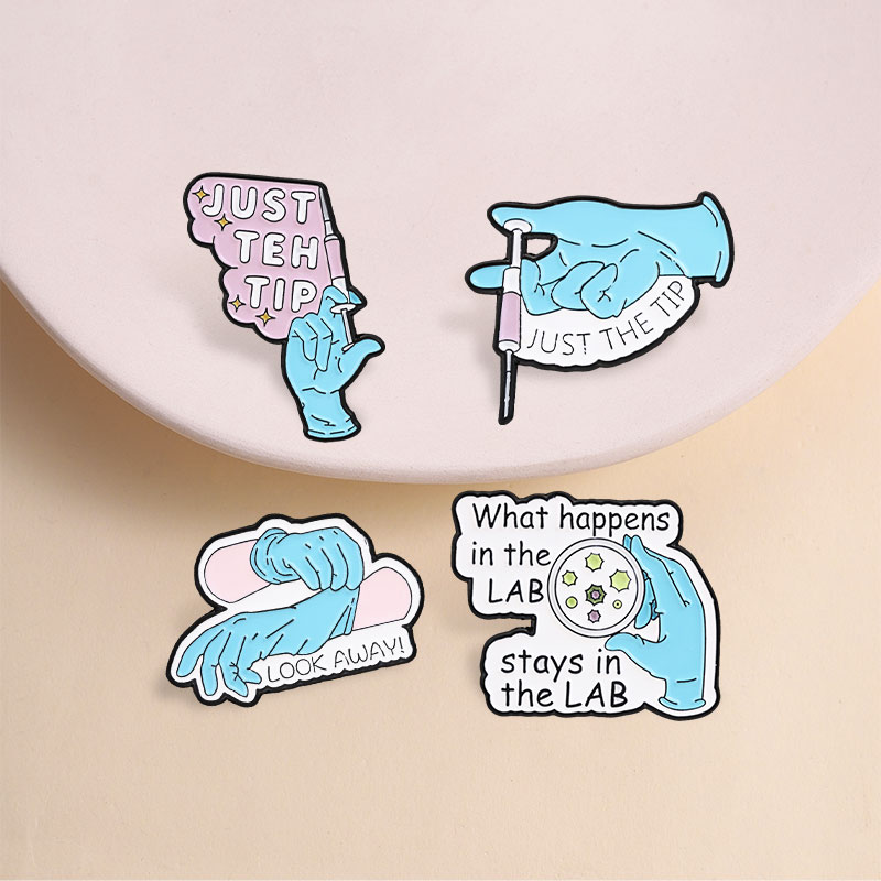 Pins de Esmalte para Laboratór - Medical Lab Gifts avaliação e preço